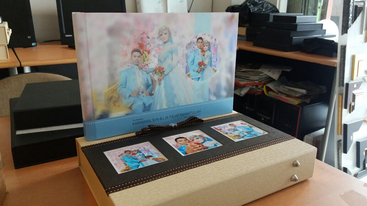 Model Desain Cetak Cover Album Wedding dan Koper